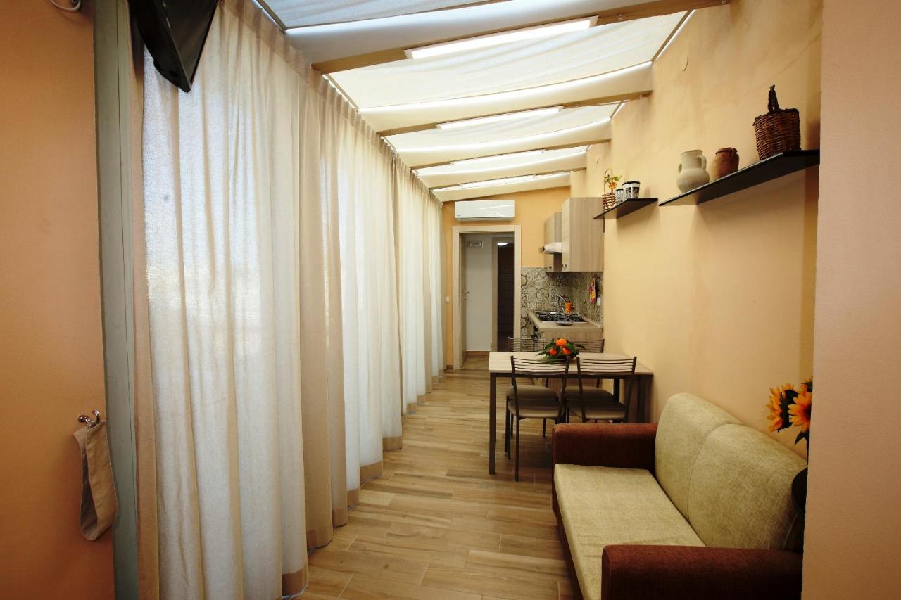 Re Sole Case Vacanze - Esclusivo Attico M A R T E Con Spaziosissima Terrazza Solarium Attrezzata Avola Ngoại thất bức ảnh