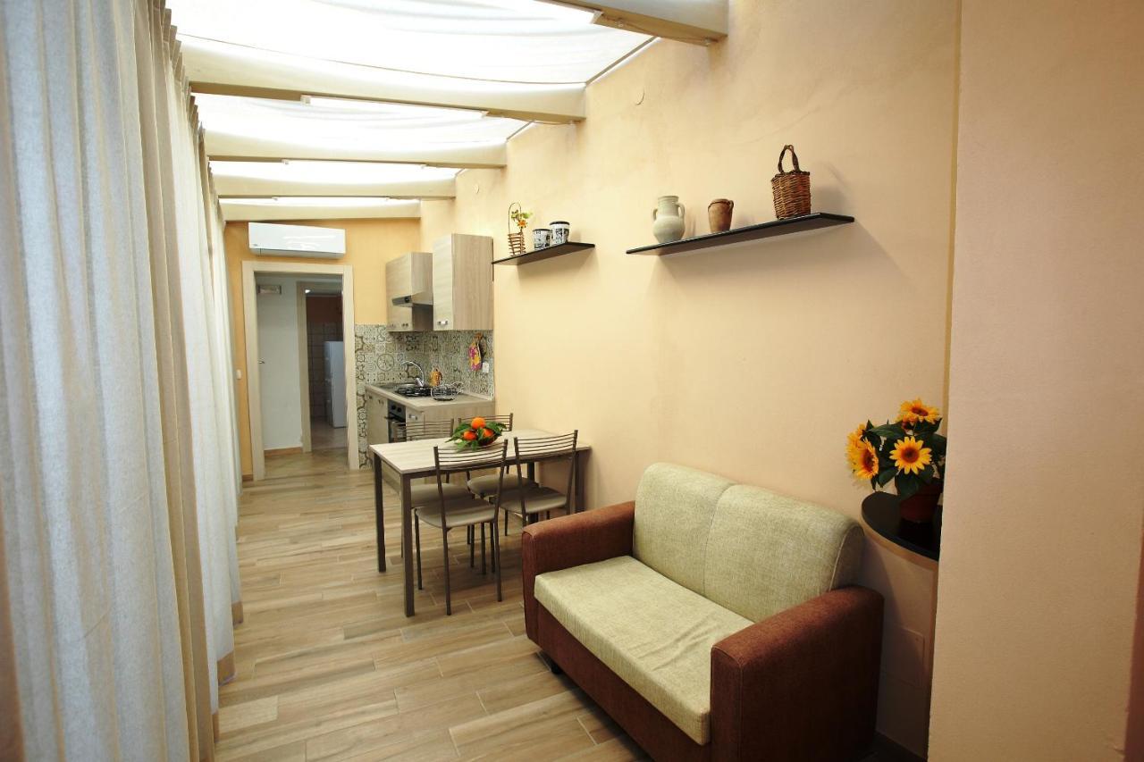 Re Sole Case Vacanze - Esclusivo Attico M A R T E Con Spaziosissima Terrazza Solarium Attrezzata Avola Ngoại thất bức ảnh