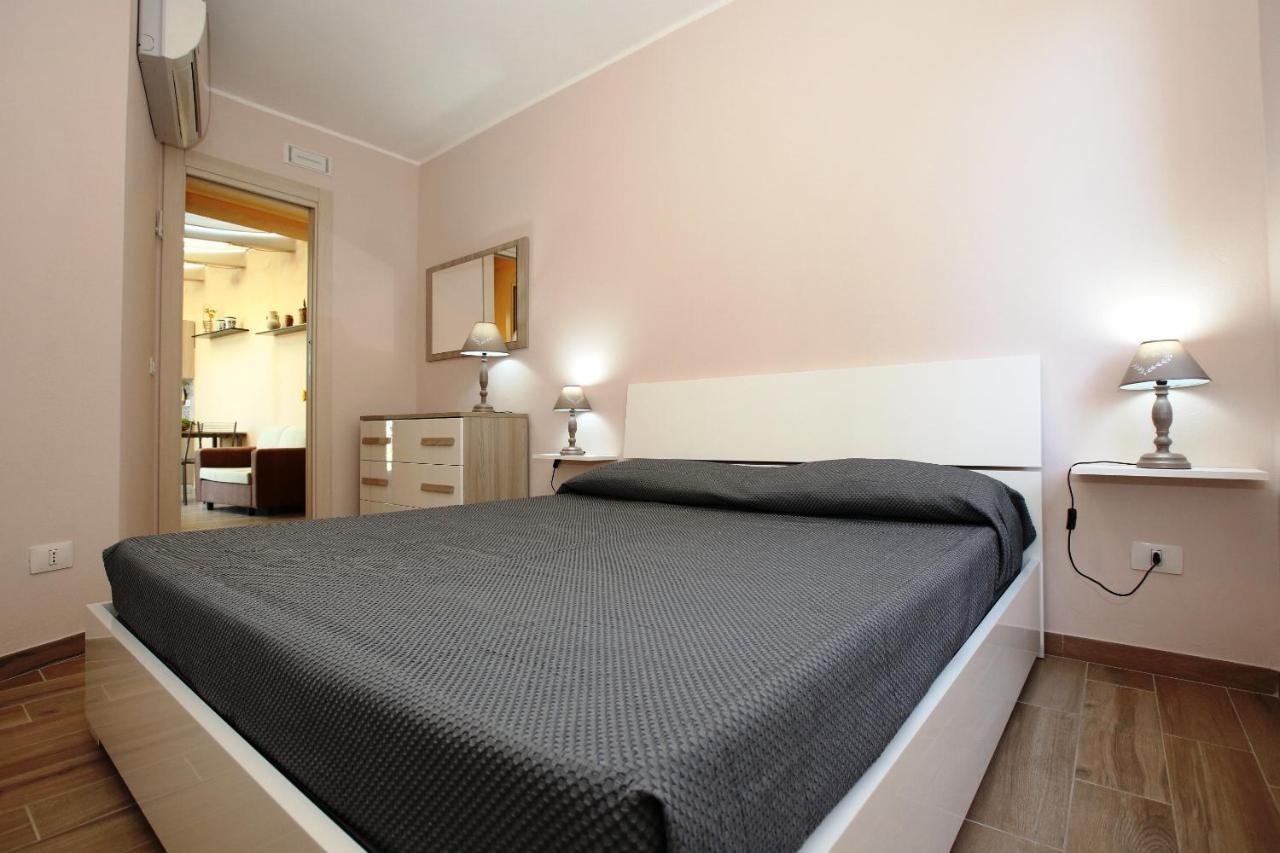Re Sole Case Vacanze - Esclusivo Attico M A R T E Con Spaziosissima Terrazza Solarium Attrezzata Avola Ngoại thất bức ảnh