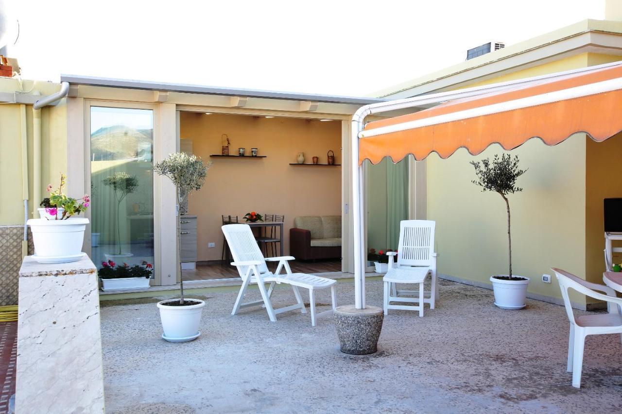 Re Sole Case Vacanze - Esclusivo Attico M A R T E Con Spaziosissima Terrazza Solarium Attrezzata Avola Ngoại thất bức ảnh